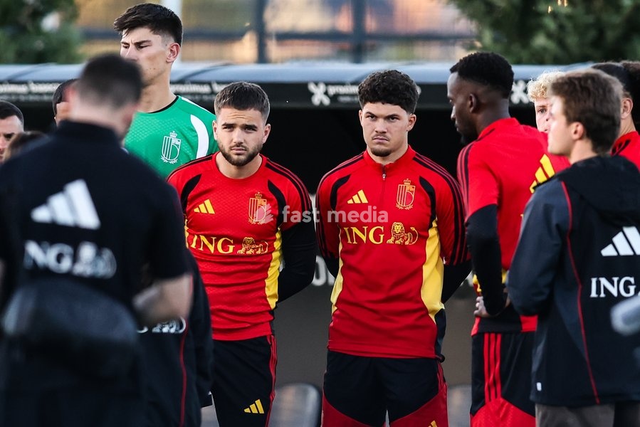 Belgium's Nicolas Raskin and Kyriani Sabbe pictured during a training session of the Red Devils, the Belgian national soccer team, at the national training center in Tubize, Monday 21 September 2026. The team is preparing for fixtures in the UEFA Nations League competition