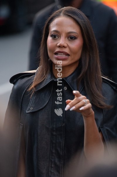 Emma Thynn, Marchioness of Bath (Emma Weymouth) attends Burberry's SS27 Runway Show during London Fashion Week at Chelsea College of Arts, London, England, UK on Monday 21 September, 2026