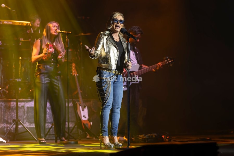 Anastacia performs at Manchester Apollo, Manchester, England, 21st September 2026