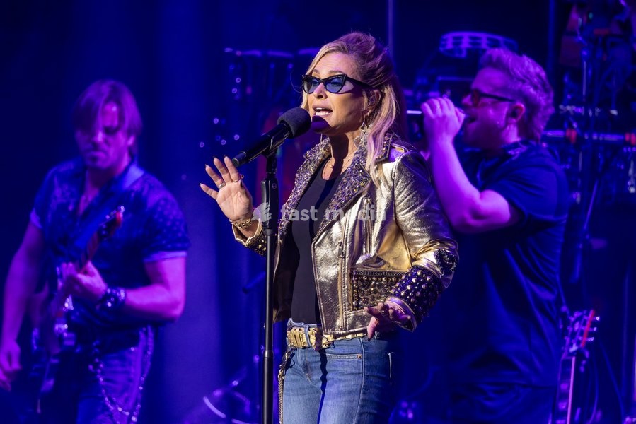Anastacia performs at Manchester Apollo, Manchester, England, 21st September 2026