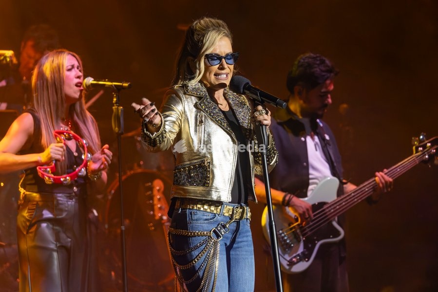 Anastacia performs at Manchester Apollo, Manchester, England, 21st September 2026