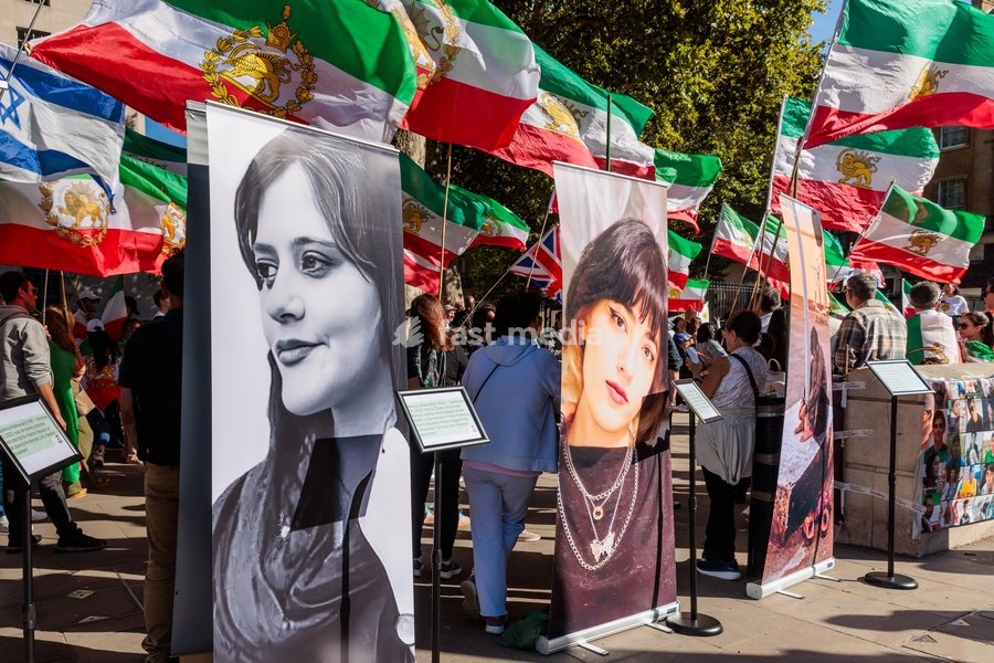 Richmond Terrace, London, UK. 20th Sept 2026. The Iranian diaspora and allies gather opposite Downing Street ahead of a powerful march to mark the fourth anniversary of the state kiling of Mahsa Amini, and to call for a regime change in Iran. Huge banners showing Mahsa and 16 year old Nika…
