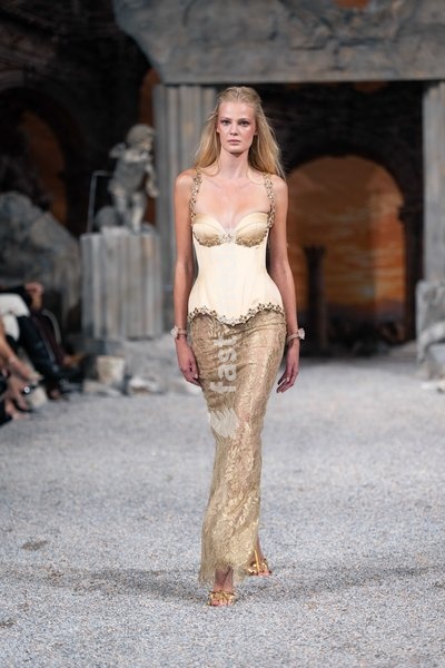 A model walks the runway at the Aadnevik Catwalk Show 2026 on September 21, 2026 in London, England