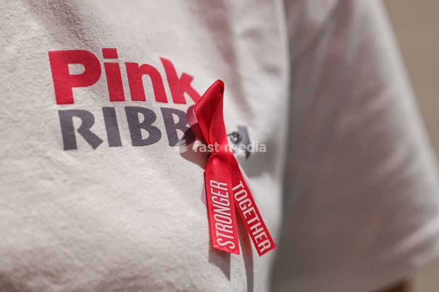 FOCUS COVERAGE, DISTRIBUTION REQUESTED TO BELGA The new 'Pink Ribbon' ribbon pictured during a press conference of the 'Pink Ribbon' Breast Cancer awareness organization at the VBO / FEB Federation of Enterprises, on Tuesday 22 September 2026 in Brussels