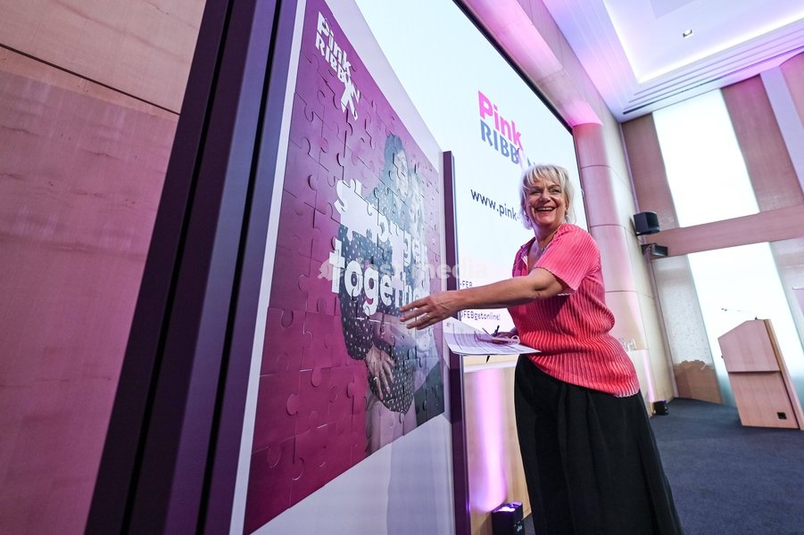 FOCUS COVERAGE, DISTRIBUTION REQUESTED TO BELGA Bettina Geysen General Manager Pink Ribbon pictured during a press conference of the 'Pink Ribbon' Breast Cancer awareness organization at the VBO / FEB Federation of Enterprises, on Tuesday 22 September 2026 in Brussels