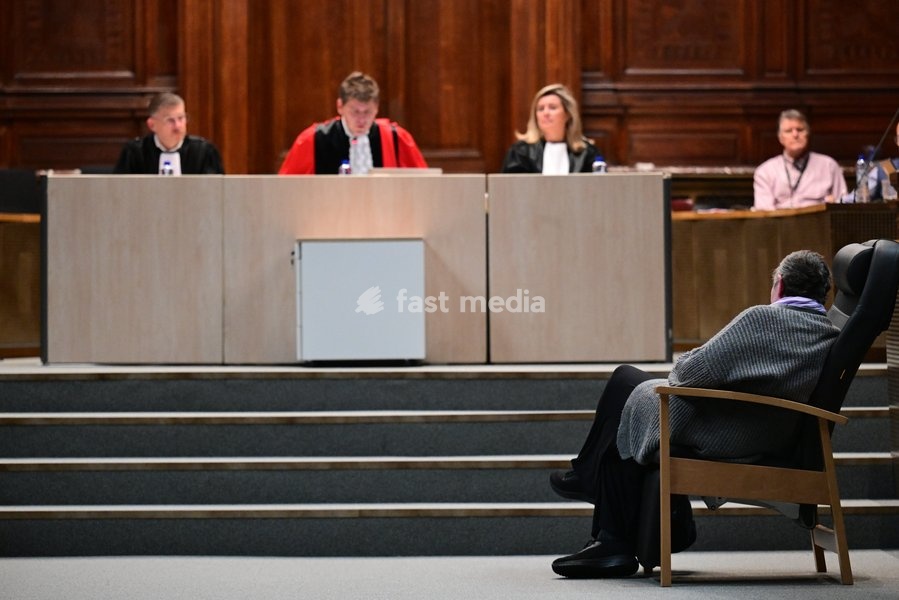 The accused is pictured during the jury selection session for the assize trial of C. Huyghe (64) of Puurs-Sint-Amands, who is accused of matricide, at the Antwerp Assize Court, on Tuesday 22 September 2026. Nearly six years ago, she administered medication to her 81-year-old mother, who had…