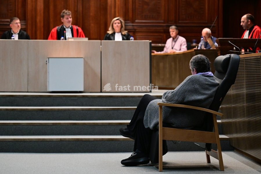 The accused is pictured during the jury selection session for the assize trial of C. Huyghe (64) of Puurs-Sint-Amands, who is accused of matricide, at the Antwerp Assize Court, on Tuesday 22 September 2026. Nearly six years ago, she administered medication to her 81-year-old mother, who had…