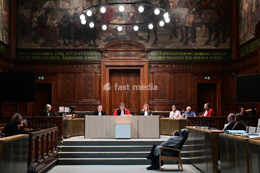 The accused is pictured during the jury selection session for the assize trial of C. Huyghe (64) of Puurs-Sint-Amands, who is accused of matricide, at the Antwerp Assize Court, on Tuesday 22 September 2026. Nearly six years ago, she administered medication to her 81-year-old mother, who had…