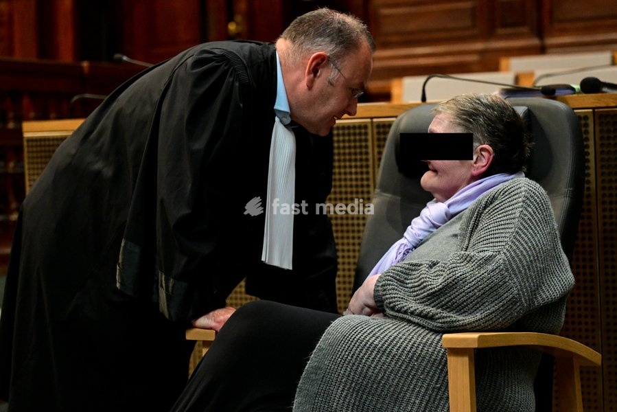 Lawyer Eric Boon and the accused pictured during the jury selection session for the assize trial of C. Huyghe (64) of Puurs-Sint-Amands, who is accused of matricide, at the Antwerp Assize Court, on Tuesday 22 September 2026. Nearly six years ago, she administered medication to her 81-year-old…