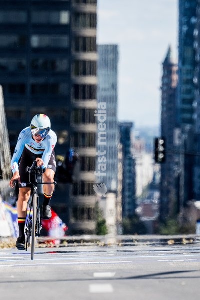 Belgian Vic De Smet is pictured in action during the men's Junior individual time trial race (20,03 km) at the cycling UCI Road World Championship, in Montreal, Canada, Tuesday 22 September 2026