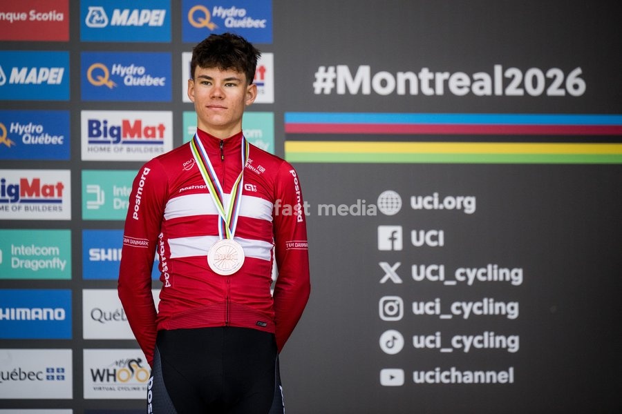 Denmark's Malthe Risbjerg is pictured on the podium of the men's Junior individual time trial race (20,03 km) at the cycling UCI Road World Championship, in Montreal, Canada, Tuesday 22 September 2026
