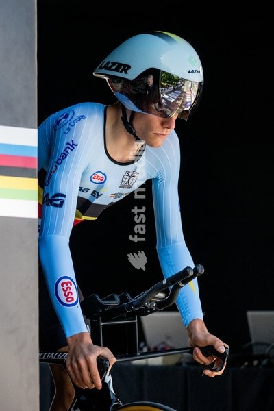 Belgian Vic De Smet is pictured in action during the men's Junior individual time trial race (20,03 km) at the cycling UCI Road World Championship, in Montreal, Canada, Tuesday 22 September 2026