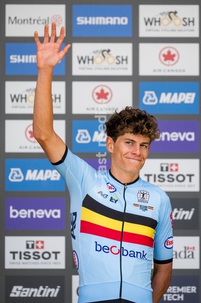Belgian Vic De Smet , winner of the silver medal pictured on the podium of the men's Junior individual time trial race (20,03 km) at the cycling UCI Road World Championship, in Montreal, Canada, Tuesday 22 September 2026