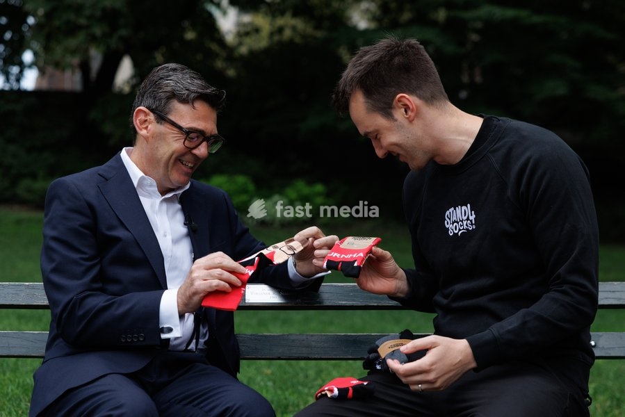 22/09/2026. New York, United States. Prime Minister Andy Burnham meets Josh Turner, founder of Stand4Socks in Central Park ahead of attending the United Nations General Assembly at the United Nations Headquarters in New York