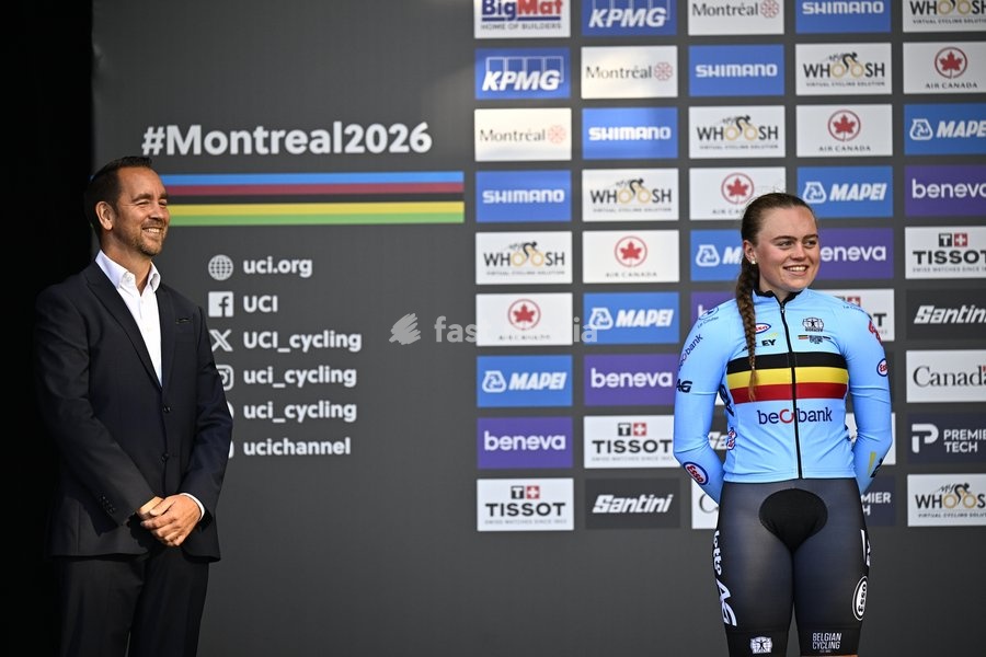 Silver medalist Belgian Yana Decruyenaere celebrates on the podium of the women's Junior individual time trial race (10,07 km) at the cycling UCI Road World Championship, in Montreal, Canada, Tuesday 22 September 2026