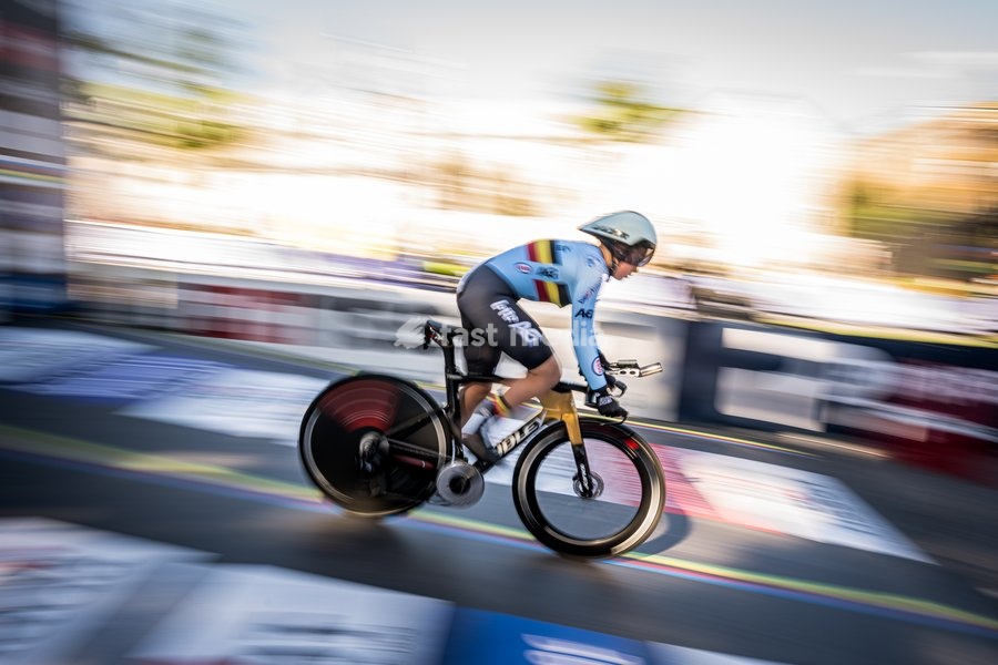 Belgian Yana Decruyenaere pictured in action during the women's Junior individual time trial race (10,07 km) at the cycling UCI Road World Championship, in Montreal, Canada, Tuesday 22 September 2026