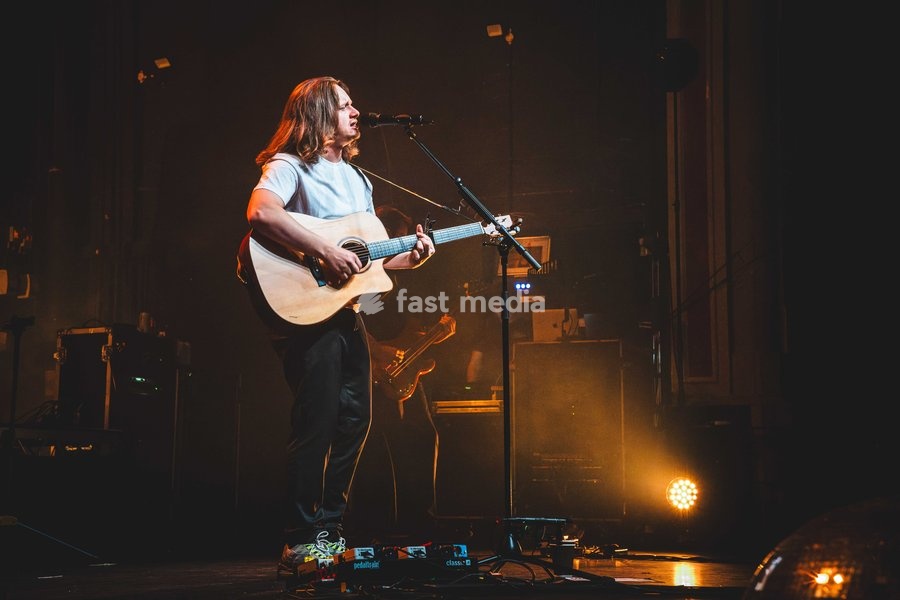 Jamie Webster performing live at O2 Academy Glasgow. The acclaimed Liverpudlian singer-songwriter brought his signature rock and roll sound to the renowned venue. Known for his passionate vocal delivery and rousing anthems, Webster delivered a captivating headline set blending foot-stomping indie…