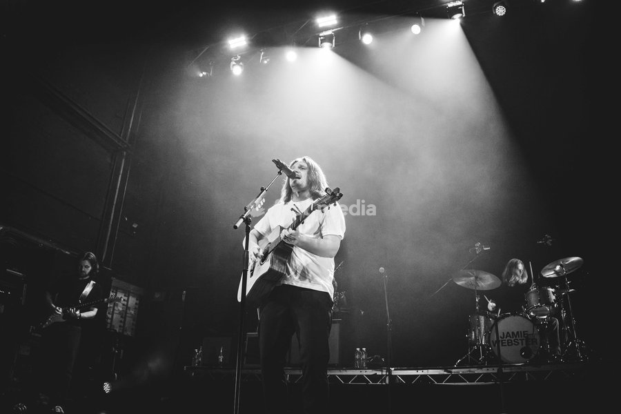 Jamie Webster performing live at O2 Academy Glasgow. The acclaimed Liverpudlian singer-songwriter brought his signature rock and roll sound to the renowned venue. Known for his passionate vocal delivery and rousing anthems, Webster delivered a captivating headline set blending foot-stomping indie…