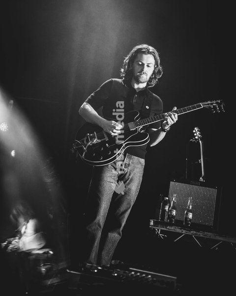 Jamie Webster performing live at O2 Academy Glasgow. The acclaimed Liverpudlian singer-songwriter brought his signature rock and roll sound to the renowned venue. Known for his passionate vocal delivery and rousing anthems, Webster delivered a captivating headline set blending foot-stomping indie…