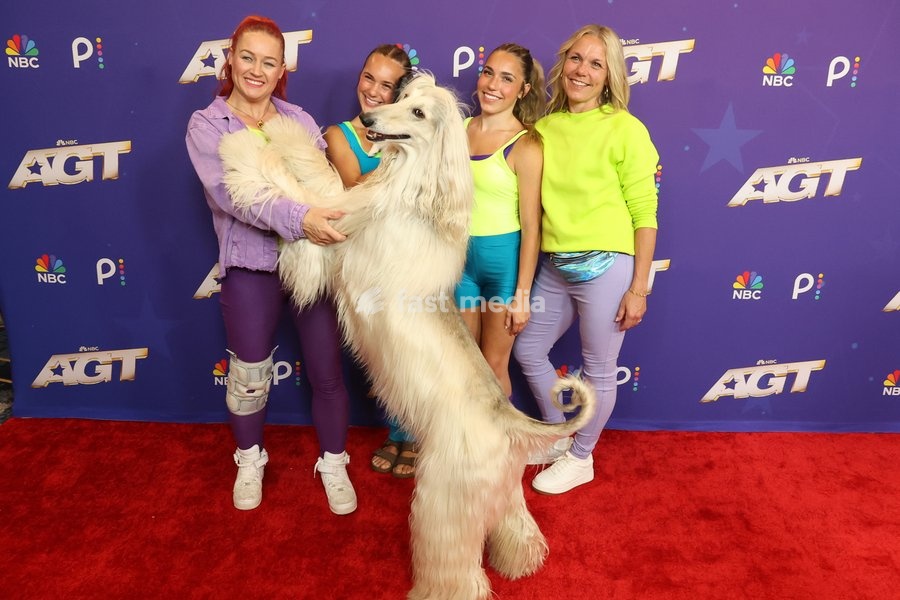 22 September 2025 - Pasadena, California - Acro Canine Crew, with Fabio. Attend "America's Got Talent" Season 21 Finale Performances held at the Hotel Dena Pasadena, in Pasadena