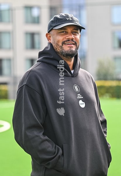 Vincent Kompany visits the BX Brussels soccer club, to announce a collaboration with Foodmaker on Wednesday 23 September 2026 in Brussels