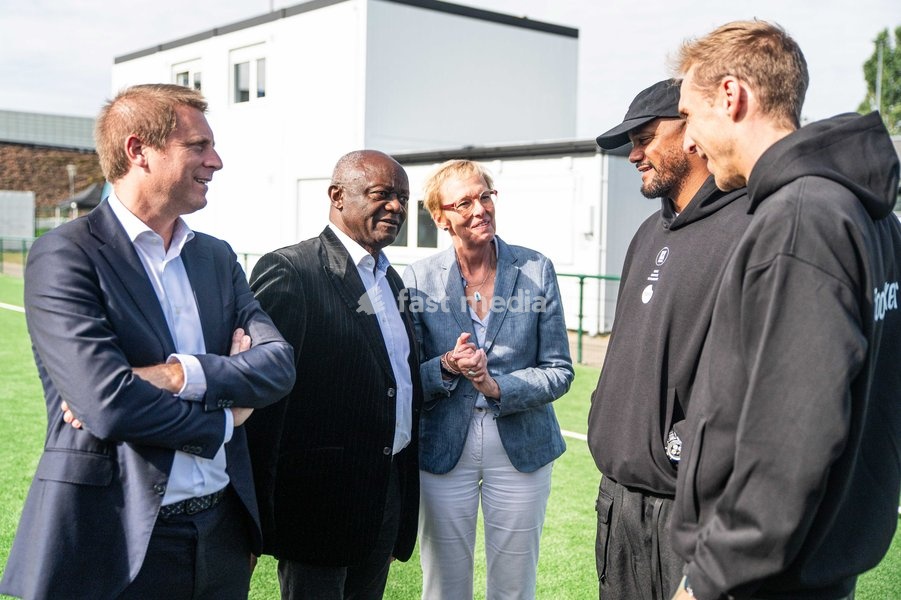 Vincent Kompany visits the BX Brussels soccer club, to announce a collaboration with Foodmaker on Wednesday 23 September 2026 in Brussels