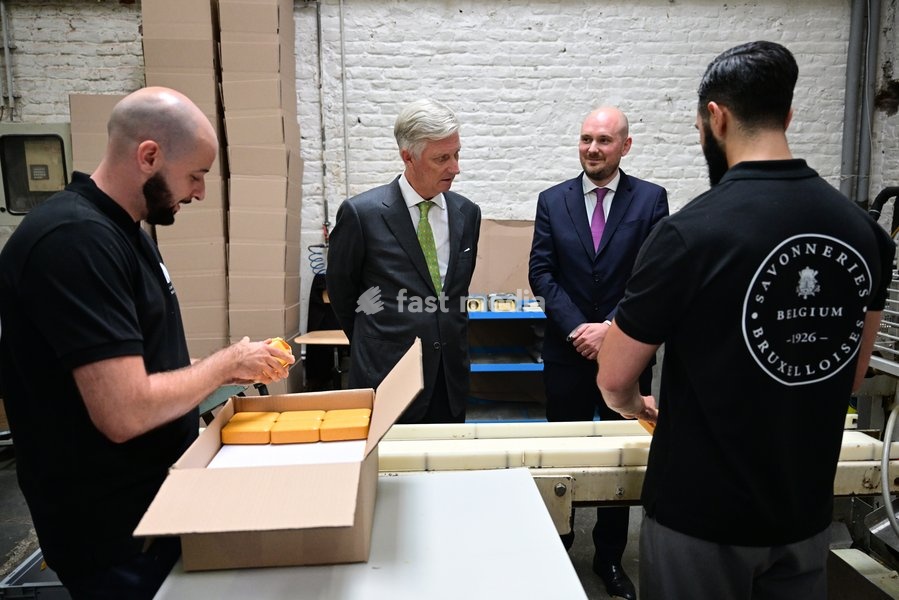 King Philippe - Filip of Belgium and CEO Savonneries Bruxelloises Maxime Pecsteen pictured during a guided tour through the Savonneries Bruxelloises soap manufacturer in Laeken, where the King will inaugurate the factory’s new building to mark its centennial, on Wednesday 23 September 2026