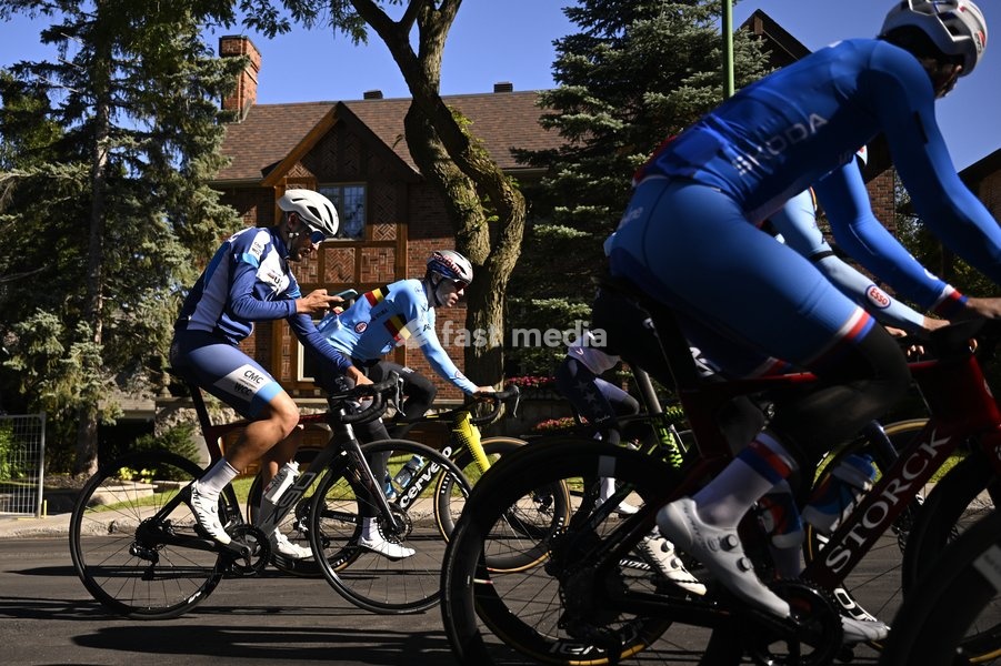 Belgian Wout van Aert (C) pictured during a training before the cycling World Championship, in Montreal, Canada, Wednesday 23 September 2026. The UCI road world championships are taking place from 20 to 27 September, in Montreal, Canada