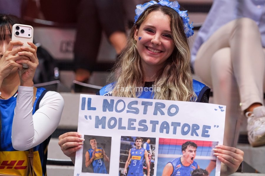 An Italy fan during the Italy vs Finland match at Quarter Final of the CEV Enel EuroVolley 2026 Men at PalaVela in Turin, Italy, on September 23, 2026. Italy loses the match against Finland with a score 2-3