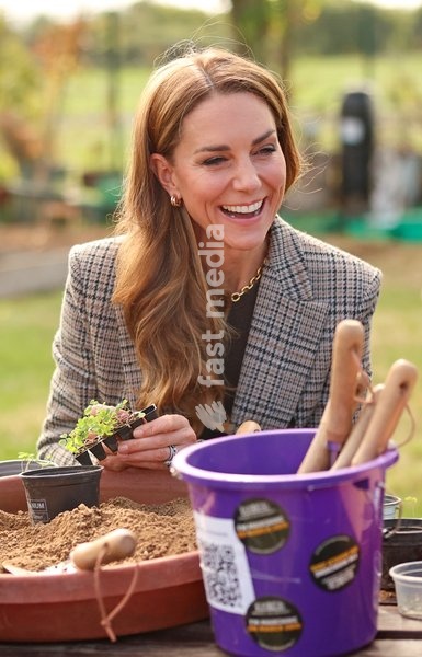 SOUTHEND, ENGLAND - SEPTEMBER 24: Catherine, Princess of Wales laughs during a visit to The Forward Trust to mark Addiction Awareness Week on September 24, 2026 in Southend, England. The Forward Trust supports people as they recover from addiction with the aim of helping them rebuild their lives.…