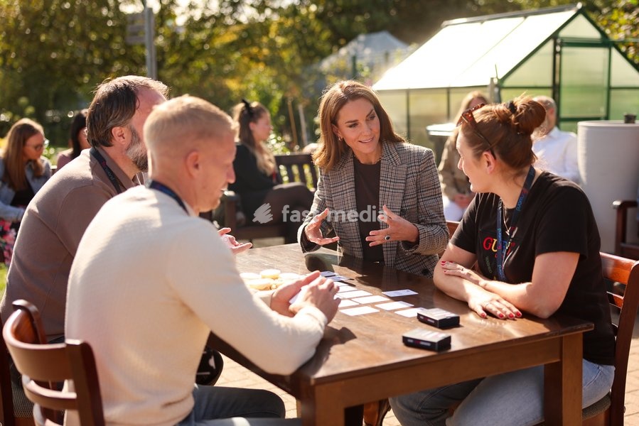 Catherine, Princess of Wales joins a table discussion during a visit to The Forward Trust to mark Addiction Awareness Week on September 24, 2026 in Southend, England. The Forward Trust supports people as they recover from addiction with the aim of helping them rebuild their lives. The Princess of…