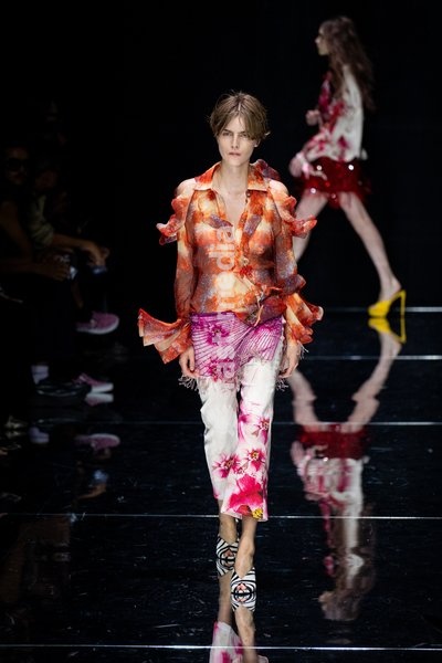 A model walks the runway at Roberto Cavalli fashion show during the Milan Fashion Week - Womenswear Spring/Summer 2027 in Milan, Italy, on 24 September 2026