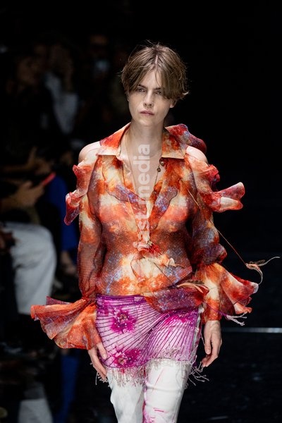 A model walks the runway at Roberto Cavalli fashion show during the Milan Fashion Week - Womenswear Spring/Summer 2027 in Milan, Italy, on 24 September 2026
