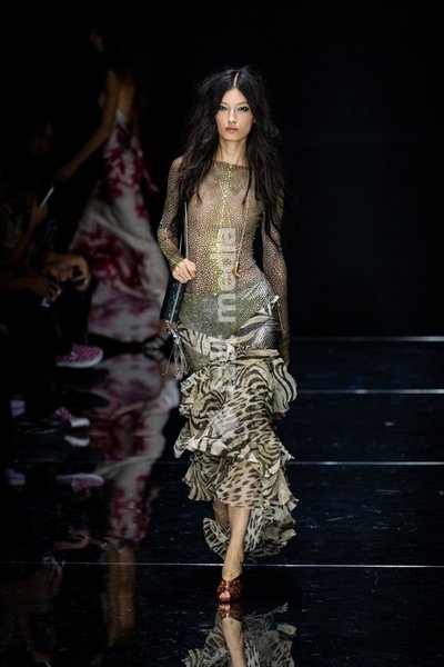 A model walks the runway at Roberto Cavalli fashion show during the Milan Fashion Week - Womenswear Spring/Summer 2027 in Milan, Italy, on 24 September 2026