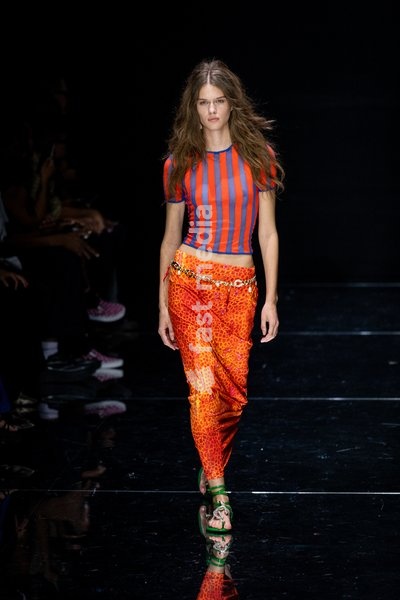 A model walks the runway at Roberto Cavalli fashion show during the Milan Fashion Week - Womenswear Spring/Summer 2027 in Milan, Italy, on 24 September 2026