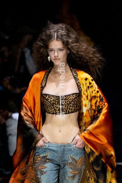 A model walks the runway at Roberto Cavalli fashion show during the Milan Fashion Week - Womenswear Spring/Summer 2027 in Milan, Italy, on 24 September 2026