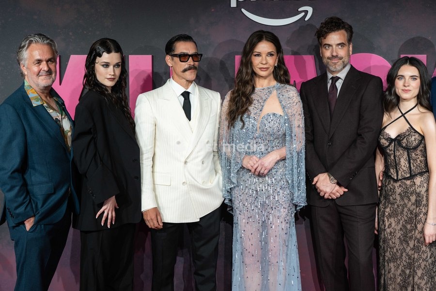 (L-R) Tom Butterworth, Hattie Hook, Óscar Jaenada, Catherine Zeta-Jones, Daniel Ings, Darci Shaw, attend the "Kill Jackie" global premiere at Curzon Bloomsbury on September 24, 2026 in London, England
