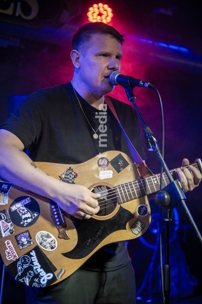 London based singer and songwriter, Adam Wedd performs at Cart & Horses in London on 24th September 2026, launching his debut album Hangover Full of Memories
