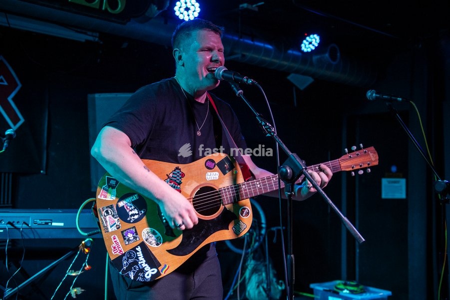 London based singer and songwriter, Adam Wedd performs at Cart & Horses in London on 24th September 2026, launching his debut album Hangover Full of Memories