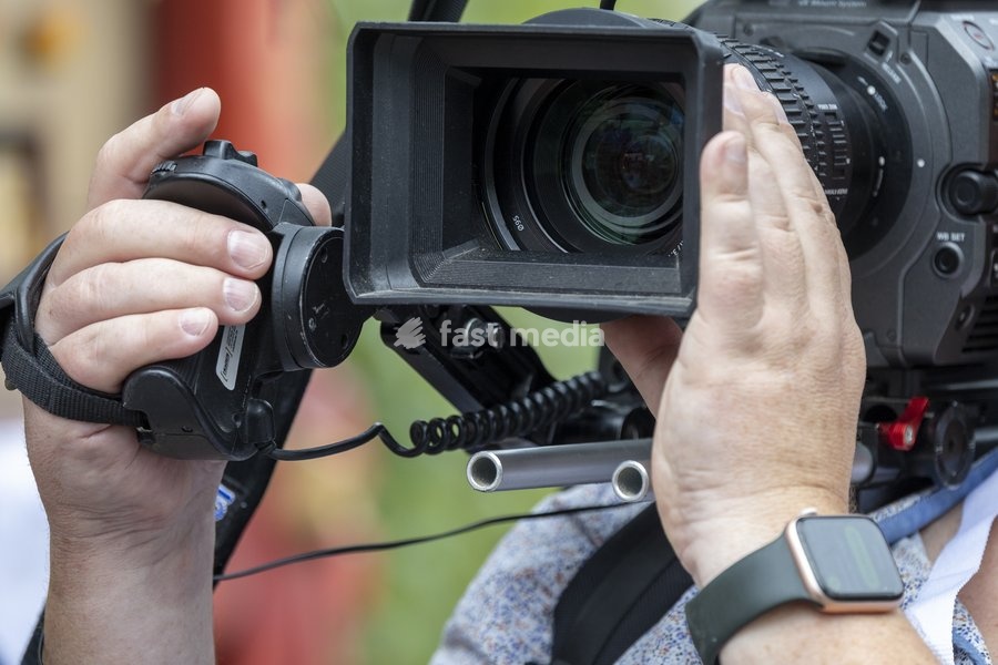 This image shows the press at work in Belgium, Sunday 20 September 2026