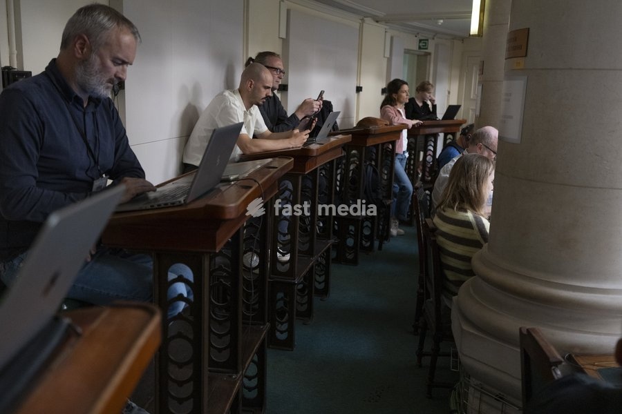 This image shows the press box at the federal parliament to illustrate the press at work in Belgium, Thursday 24 September 2026