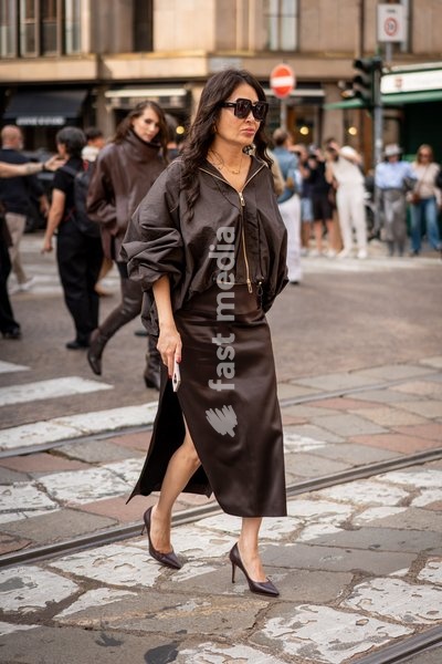 Street Style: A guest is seen outside of the Sportmax fashion show during the Milan Fashion Week - Womenswear Spring/Summer 2027 in Milan, Italy, on 25 September 2026