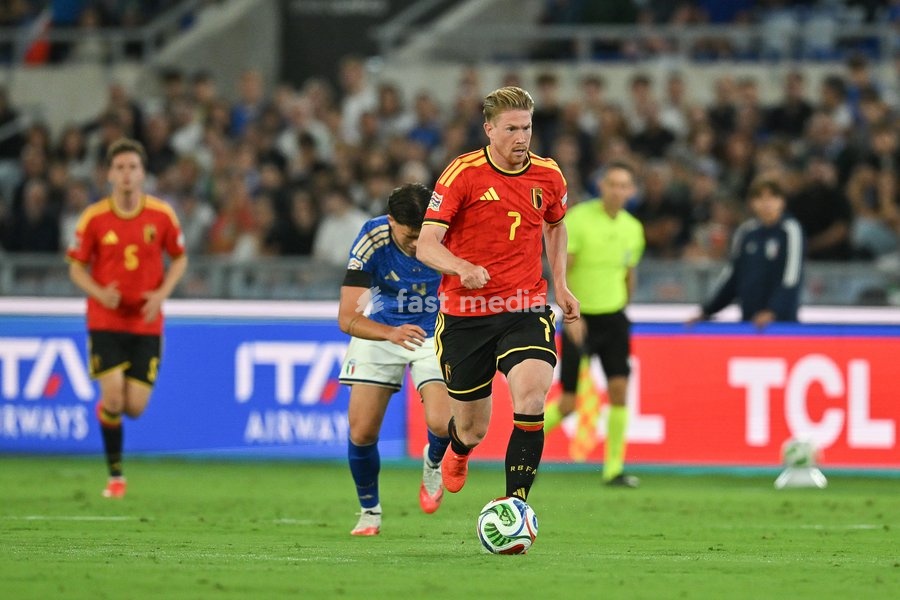 Kevin De Bruyne of Belgium seen in action during the Italy vs Belgium match of the 2026 UEFA Nations League at Olympic Stadium in Rome, Italy, on 25 September 2026. Italy vs Belgium 0-2