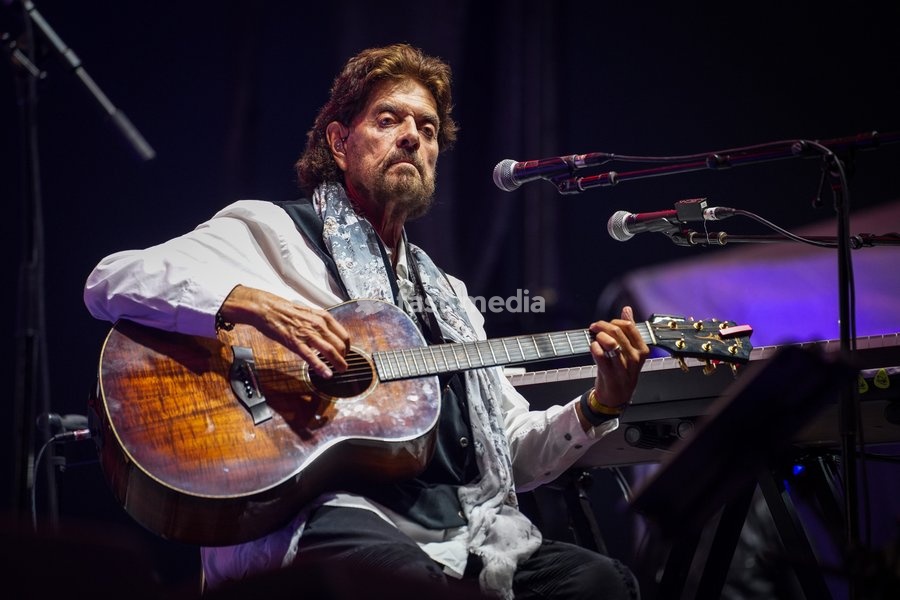 Record producer and musician, Alan Parsons, performs at the One805Live! benefit concert with proceeds benefitting first responders of Santa Barbara County. Carpinteria, USA, Friday 25th September 2026