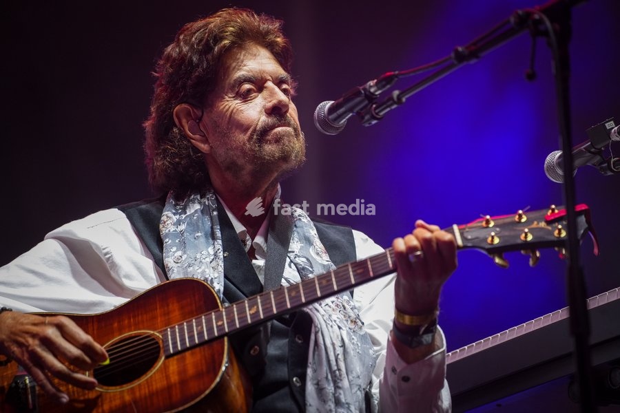 Record producer and musician, Alan Parsons, performs at the One805Live! benefit concert with proceeds benefitting first responders of Santa Barbara County. Carpinteria, USA, Friday 25th September 2026