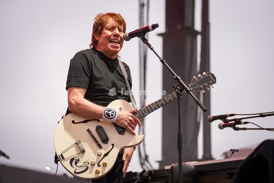 American blues rocker, George Thorogood, performs at the One805Live! benefit concert with proceeds benefitting first responders of Santa Barbara County. Carpinteria, USA, Friday 25th September 2026