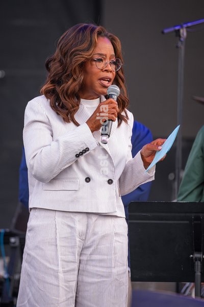 TV host and mogul, Oprah Winfrey, makes an appearance at the One805Live! benefit concert with proceeds benefitting first responders of Santa Barbara County. Carpinteria, USA, Saturday 26th September 2026
