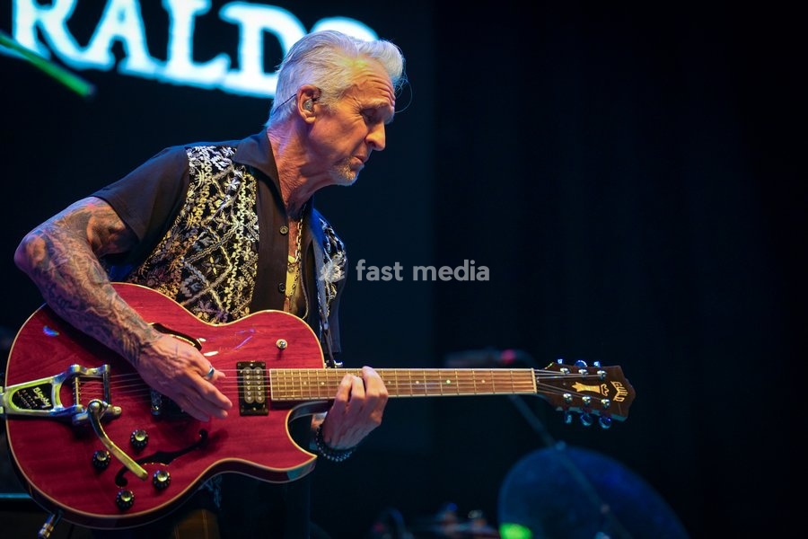 American musician and producer, Neil Geraldo, performs at the One805Live! benefit concert with proceeds benefitting first responders of Santa Barbara County. Carpinteria, USA, Saturday 26th September 2026