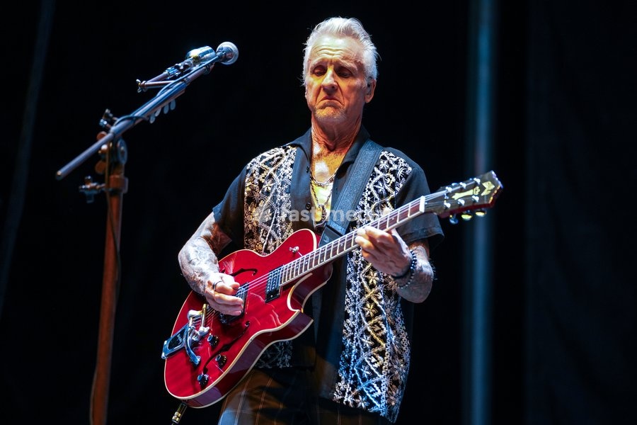 American musician and producer, Neil Geraldo, performs at the One805Live! benefit concert with proceeds benefitting first responders of Santa Barbara County. Carpinteria, USA, Saturday 26th September 2026