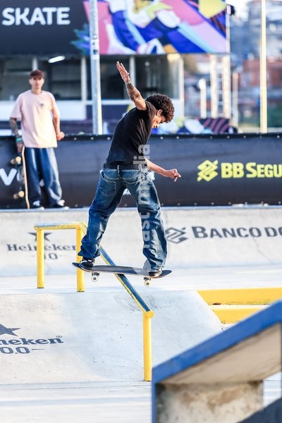 September 27, 2026, Barueri, São Paulo, Brazil: SÃO PAULO (SP), BRAZIL – SEPTEMBER 27: Wallace Gabriel won the men's street title at the second stage of the 2026 Brazilian Skateboarding Circuit. An athlete is shown during his run in the final of the Banco do Brasil Professional Skateboarding…